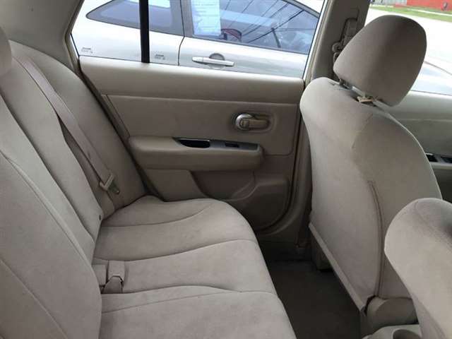 2009 Nissan Versa 1.8 S 4dr Sedan 4A